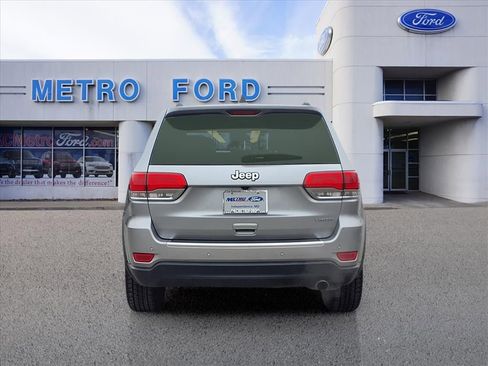 Used 2017 Jeep Grand Cherokee Limited w/ Luxury Group II image 5