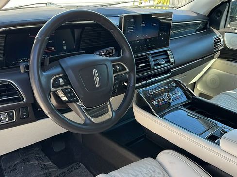 Certified 2022 Lincoln Navigator L Black Label image 15