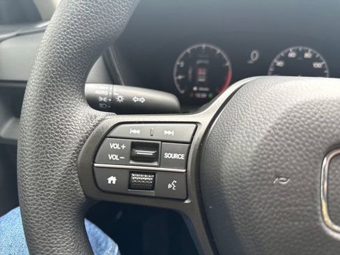 Certified 2025 Honda CR-V EX image 25