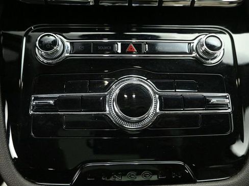 Certified 2021 Lincoln Corsair AWD w/ Premium Package image 15