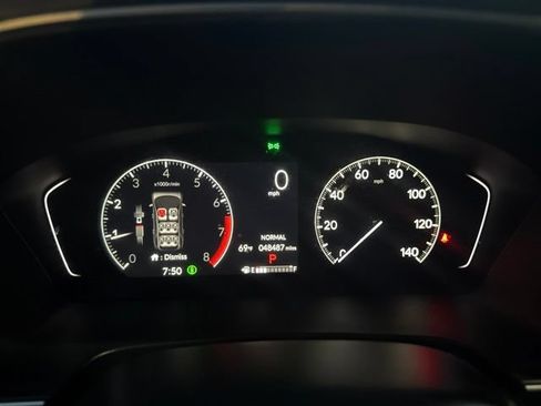 Used 2023 Honda Pilot Touring image 11