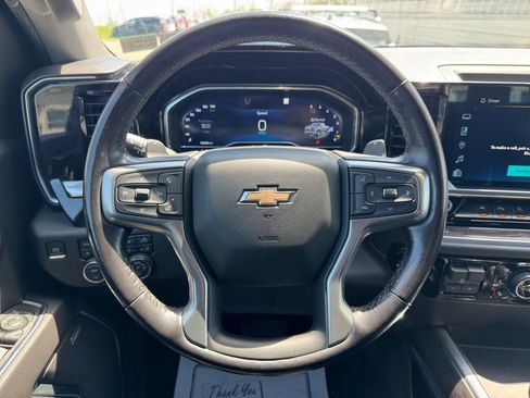 Used 2022 Chevrolet Silverado 1500 LTZ AWD/4WD image 15