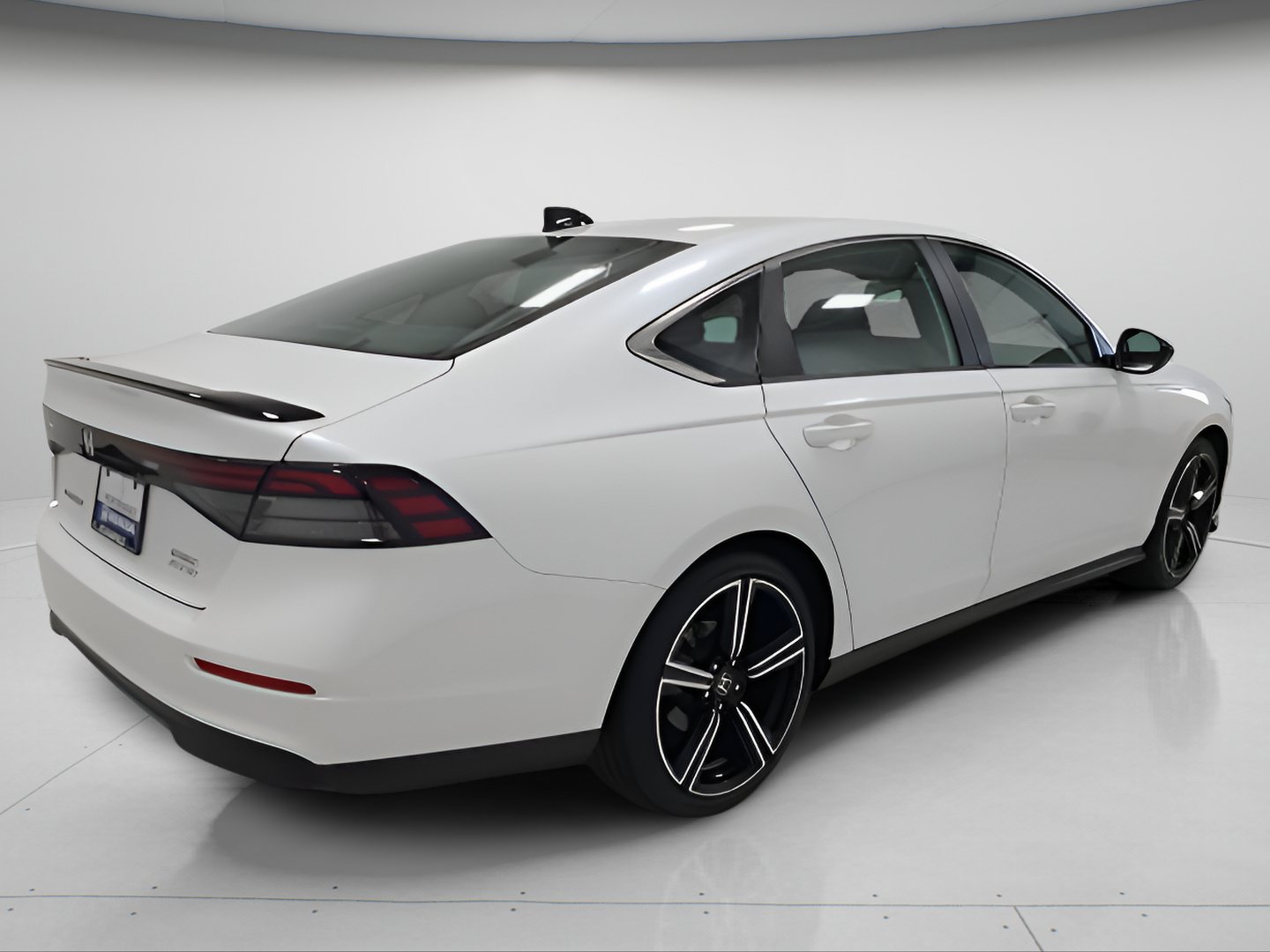 Used 2024 Honda Accord Sport image 6