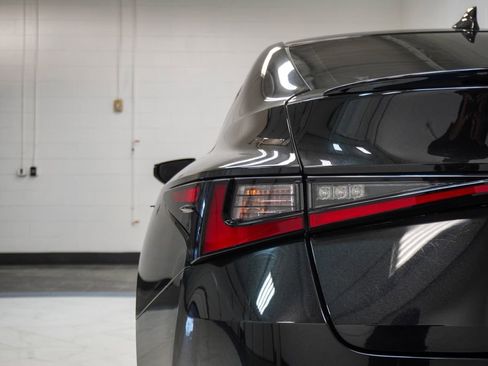 Used 2024 Lexus IS 350 F Sport RWD image 40