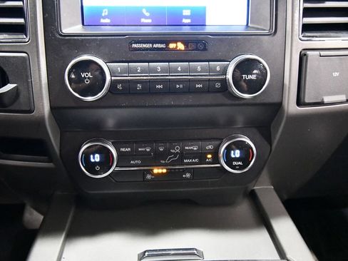 Used 2020 Ford Expedition XLT AWD/4WD image 26