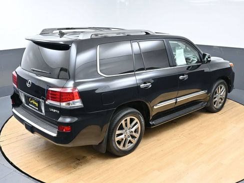 Used 2013 Lexus LX 570 4WD image 45