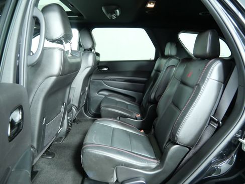 Used 2022 Dodge Durango R/T w/ Blacktop Package AWD/4WD image 16