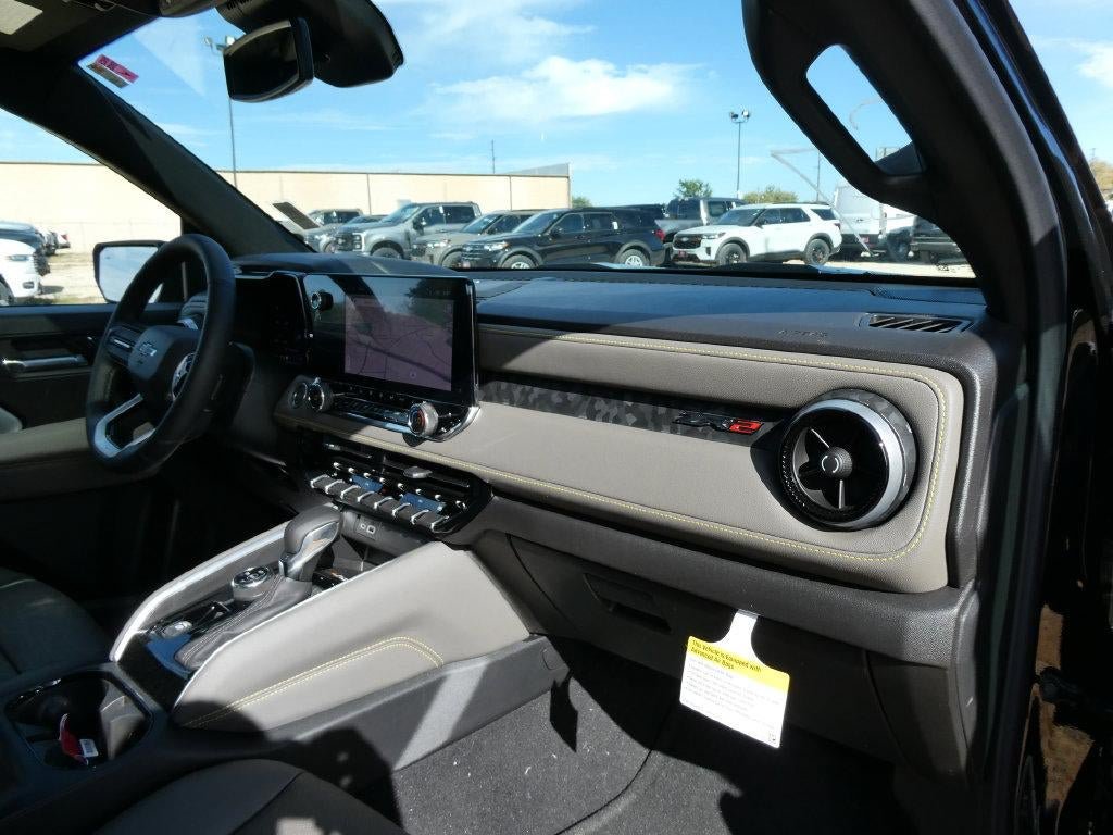 New 2026 Chevrolet Colorado ZR2 w/ Technology Package AWD/4WD image 11