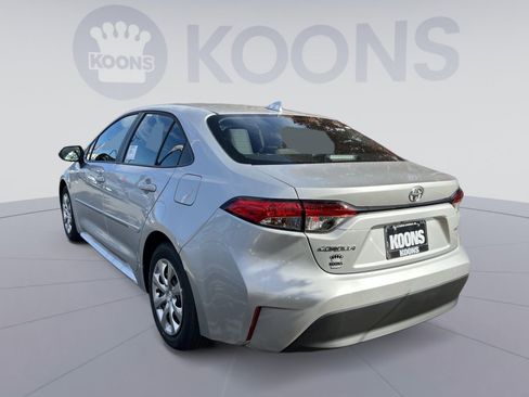 New 2026 Toyota Corolla LE image 2