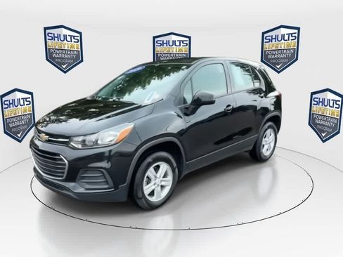 Used 2020 Chevrolet Trax LS AWD/4WD image 4