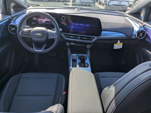 Used 2026 Chevrolet Equinox EV LT w/ LPO, All-Weather Mat Package image 15