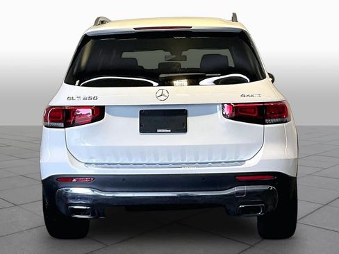 Used 2023 Mercedes-Benz GLB 250 4MATIC image 5