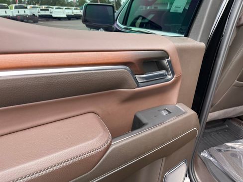 Used 2024 GMC Sierra 1500 Denali w/ Denali Reserve Package image 21