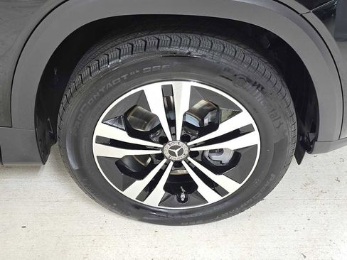 Certified 2025 Mercedes-Benz GLB 250 GLB 250 image 10