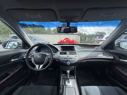 Used 2012 Honda Crosstour EX image 13