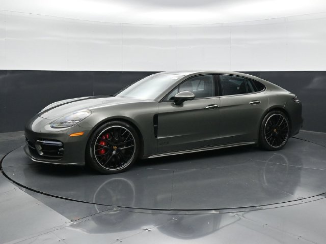 Used 2023 Porsche Panamera GTS AWD/4WD image 6
