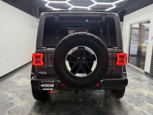 Used 2022 Jeep Wrangler Unlimited Rubicon w/ LED Lighting Group image 4