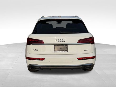 Used 2023 Audi Q5 2.0T Premium Plus w/ Premium Plus Package AWD/4WD image 7