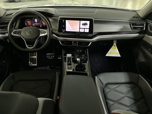 New 2026 Volkswagen Atlas Peak Edition image 26