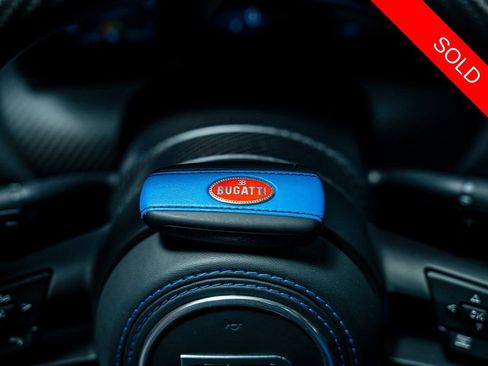 Used 2023 Bugatti Chiron Super Sport AWD/4WD image 13