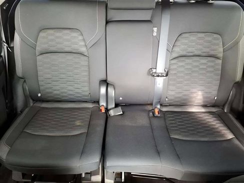 Used 2023 Nissan Pathfinder S image 18