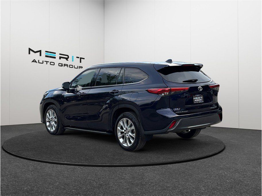 Used 2020 Toyota Highlander Limited AWD/4WD image 7
