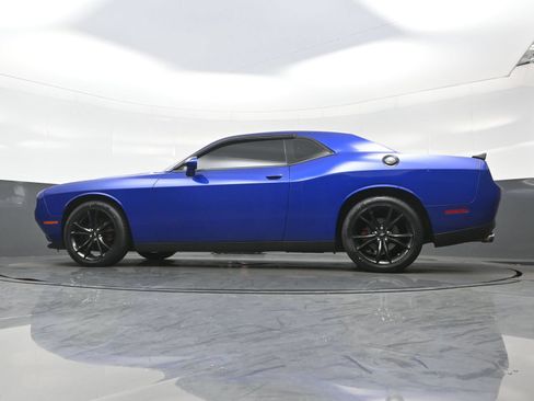Used 2018 Dodge Challenger SXT w/ Blacktop Package RWD image 28