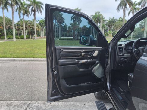Used 2021 RAM 1500 Limited w/ Night Edition AWD/4WD image 9