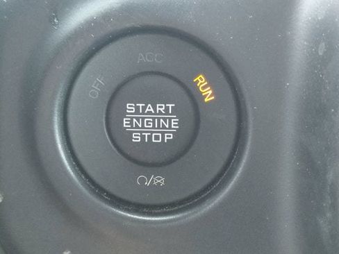 Used 2023 Jeep Wrangler Unlimited Rubicon 4xe w/ Cold Weather Group AWD/4WD image 28