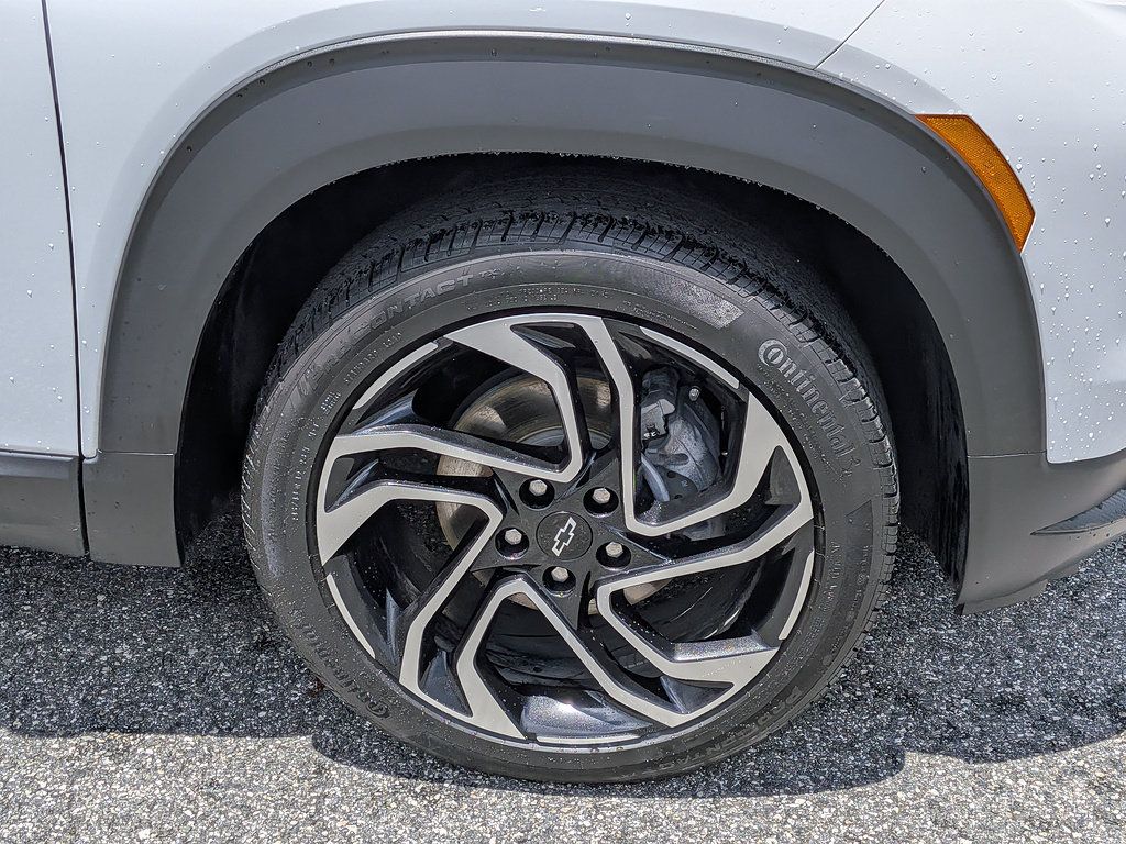 Certified 2024 Chevrolet TrailBlazer RS w/ Driver Confidence Package FWD image 10