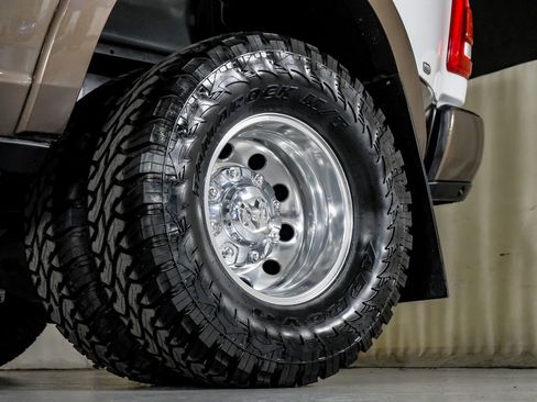 Used 2023 RAM 3500 Limited AWD/4WD image 58