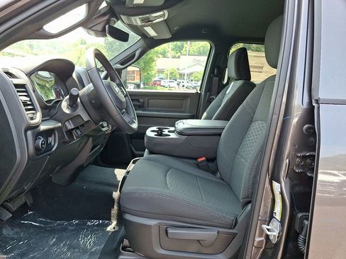 New 2025 RAM 3500 Tradesman image 13