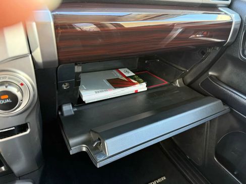 Used 2018 Toyota 4Runner Limited image 11