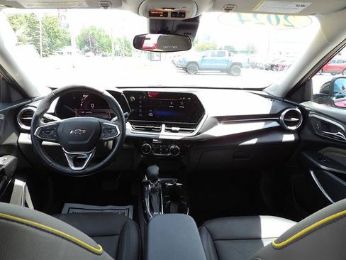 Used 2024 Chevrolet Trax ACTIV w/ Driver Confidence Package FWD image 33
