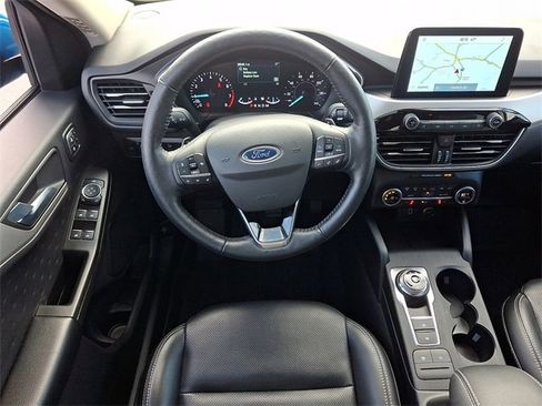 Used 2020 Ford Escape SEL image 11