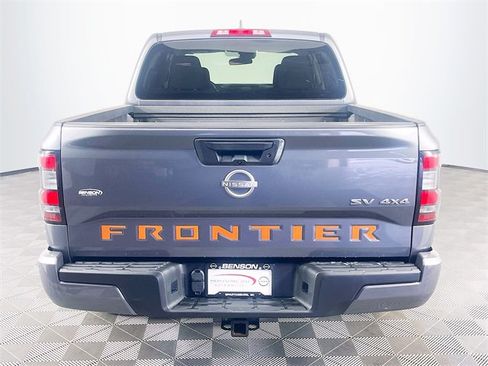 Used 2023 Nissan Frontier SV w/ Tow Package image 7