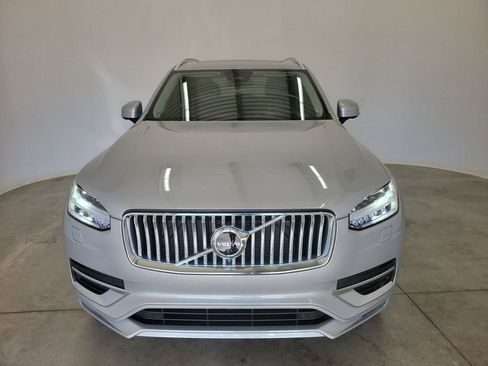 Used 2023 Volvo XC90 B6 Ultimate w/ Lounge Package AWD/4WD image 2