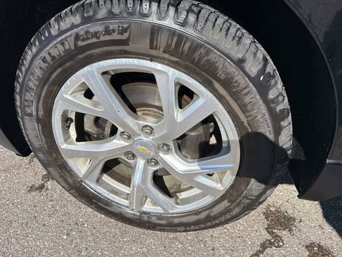 Used 2018 Chevrolet Equinox LT image 9