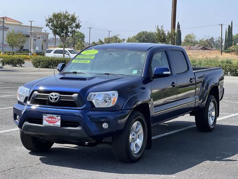 Used 2015 Toyota Tacoma PreRunner w/ TRD Sport Package RWD image 25