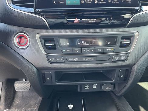 New 2026 Honda Ridgeline RTL image 14