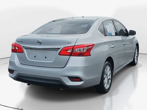 Used 2019 Nissan Sentra SV FWD image 6