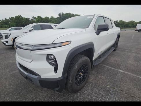 Used 2025 Chevrolet Silverado EV LT AWD/4WD image 1