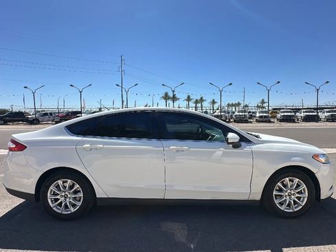 Used 2016 Ford Fusion S FWD image 5