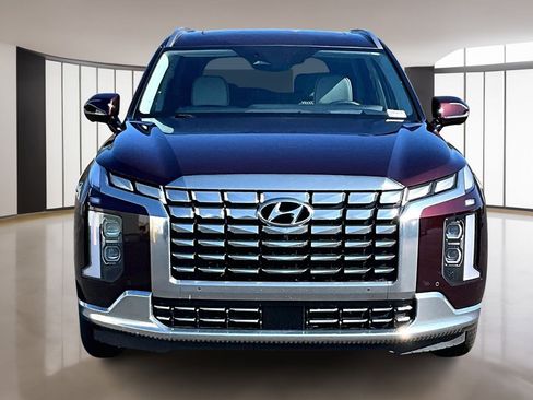 Used 2023 Hyundai Palisade Calligraphy w/ Cargo Package image 2