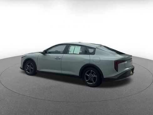 Used 2026 Kia K4 FWD image 14