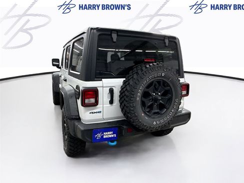 Used 2023 Jeep Wrangler Unlimited w/ Cold Weather Group AWD/4WD image 9