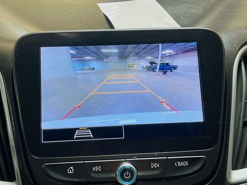 Used 2024 Chevrolet Malibu LT image 13