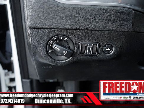 New 2023 Dodge Charger Scat Pack w/ Harman/Kardon Audio Group image 26