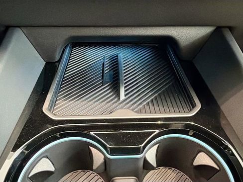 New 2026 BMW 540i xDrive w/ Executive Package image 30