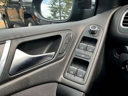 Used 2013 Volkswagen GTI 4-Door FWD image 13